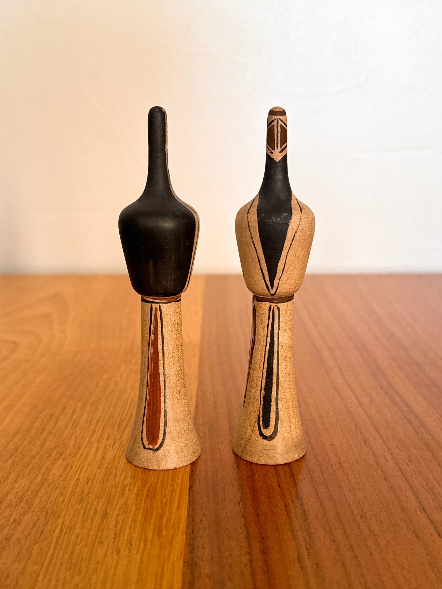 ISAO NEMOTO – PAIRE DE RELIGIEUX