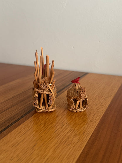 UNE POULET ET SON POUSSIN