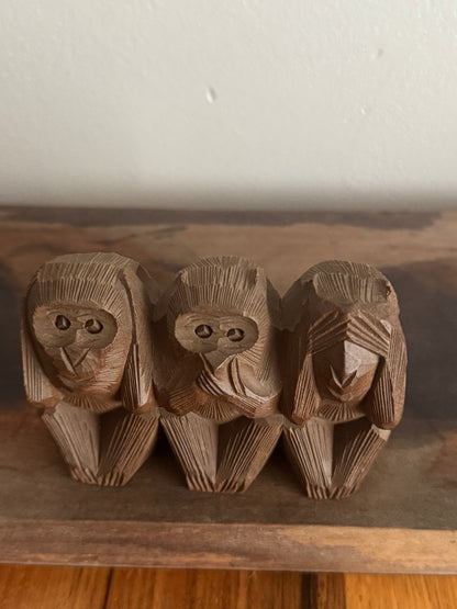 LES CÉLÈBRES TROIS SINGES